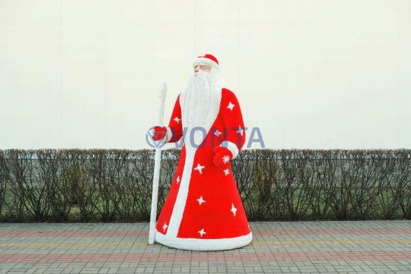 Топиари композиция дед мороз, снегурочка, 3 снеговика — газон Eco