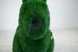 Топиари заяц Лада, h=90см — газон Deluxe Green