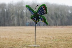 Топиари бабочка на стойке — газон Eco
