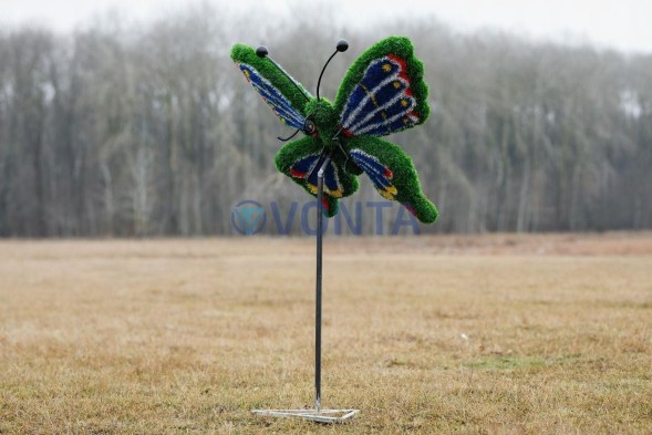 Топиари бабочка на стойке — газон Eco