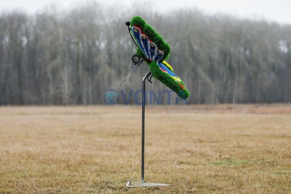 Топиари бабочка на стойке — газон Eco