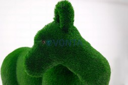 Топиари олень, самочка Нелли — газон Deluxe Green