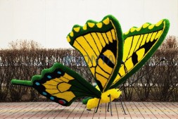 Топиари композиция бабочки Барбариска и Искорка — газон Eco