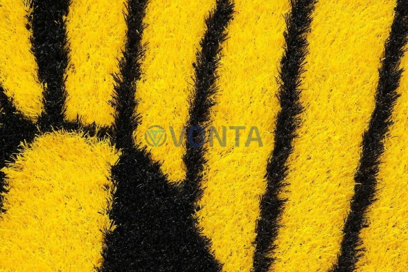 Топиари композиция бабочка на яблоке Гренни — газон Deluxe + Eco