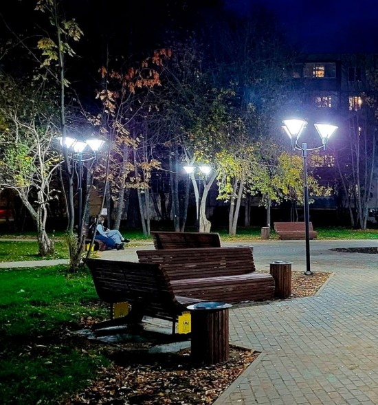 Фонарь уличный Акация 2