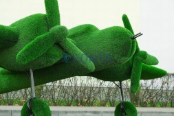 Топиари самолет Победа — газон Eco