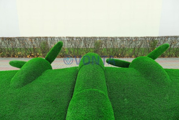 Топиари самолет Победа — газон Eco