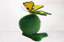 Топиария композиция бабочка на яблоке Грени — газон Deluxe Green