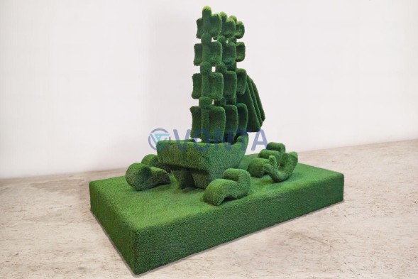 Топиари корабль на волнах — газон ECO