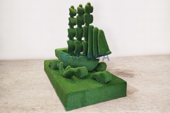 Топиари корабль на волнах — газон ECO