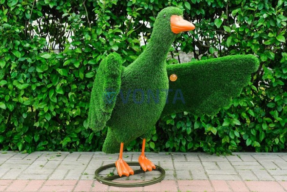 Топиари композиция утки — газон Eco