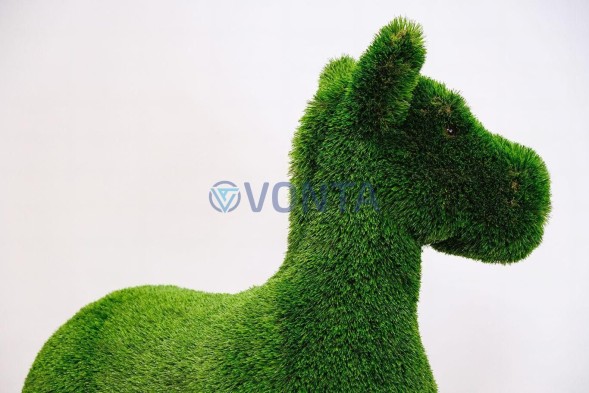 Топиари жеребенок Марс — газон Deluxe