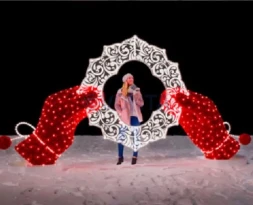 Светодиодная фигура из мишуры Рамка с варежками 250 см., (SR070)