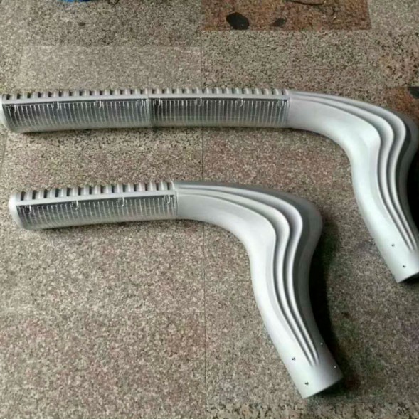 Фонарь уличный Бриз 3