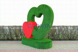 Топиари стела сердца Гармония, оригинал — газон Eco