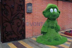 Топиари гном с подолом — газон Eco