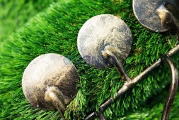 Топиари композиция музыканты звезды — Дэвис, Витуш, Гаррет — газон Deluxe