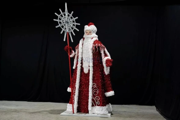 Светодиодная фигура из мишуры Дед Мороз в красной шубе 4.15 м., (3DGR815-R)