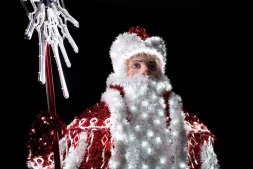 Светодиодная фигура из мишуры Дед Мороз в красной шубе 4.15 м., (3DGR815-R)