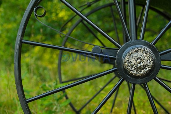 Топиари карета — газон Deluxe