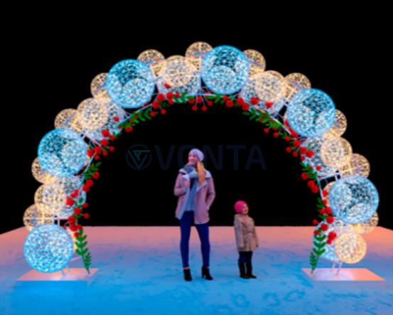 Светодиодная арка Шары с рябиной 360 см., (SR072)