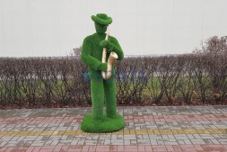 Топиари музыкант с саксофоном — газон Eco +