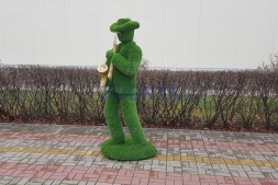 Топиари музыкант с саксофоном — газон Eco +