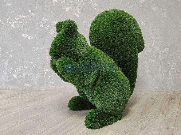 Топиари белочка — газон Deluxe