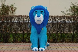 Топиари лев Вин — газон Eco