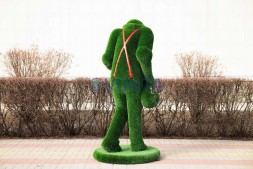 Топиари музыкант, саксофонист Гарретт — газон Deluxe