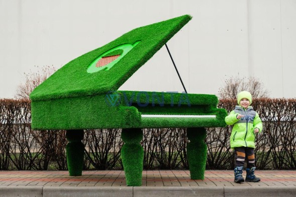 Топиари рояль с логотипом- — газон Deluxe