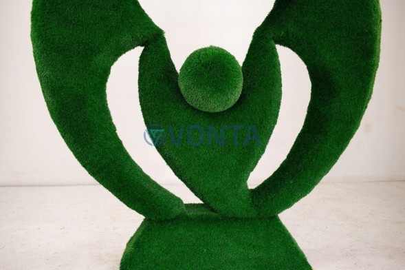 Топиари стела семья, в кругу своих — газон Deluxe Green