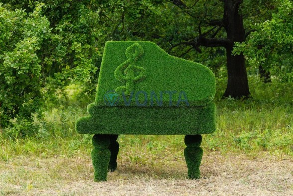 Топиари рояль Софии — газон Deluxe