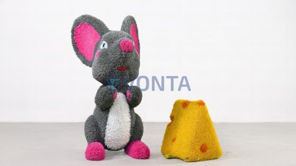 Топиари Мышка с сыром — газон Есо