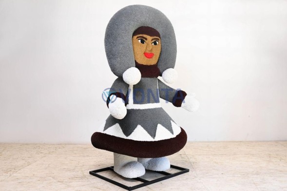 Топиари эвенка девочка — газон Eco