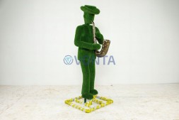 Топиари городской музыкант с саксофоном — газон Eco