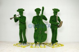 Топиари городской музыкант с саксофоном — газон Eco