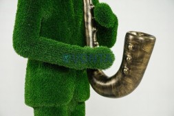 Топиари городской музыкант с саксофоном — газон Eco