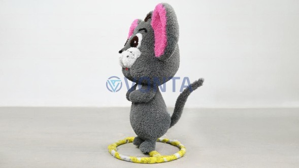 Топиари мышонок Роми — газон Есо