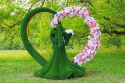 Топиари композиция влюбленные — газон Eco