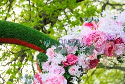 Топиари композиция влюбленные — газон Eco