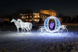 Светодиодная фотозона Карета Золушки с конями 250 см., (SR121)