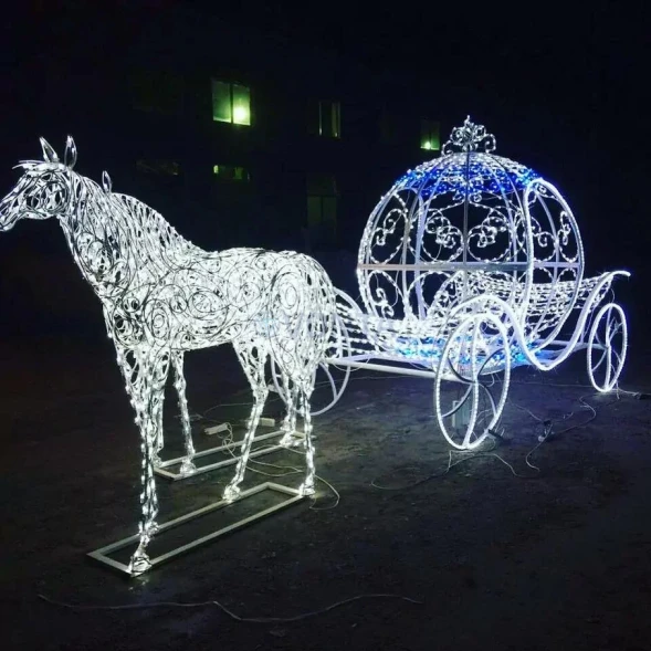 Светодиодная фотозона Карета Золушки с конями 250 см., (SR121)