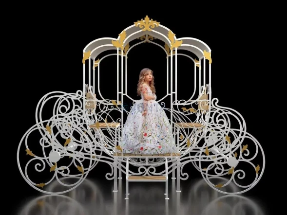 Светодиодная фотозона Сказочная карета 260 см., (SR115)