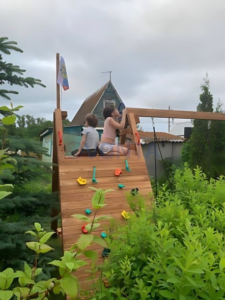 Детский городок Выше Всех Мини с горкой
