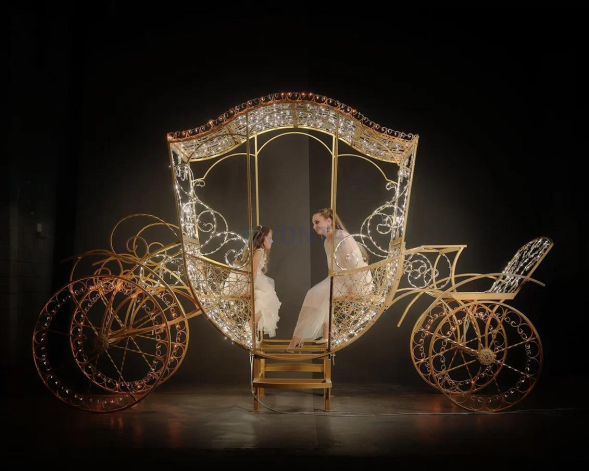 Светодиодная фотозона Екатерининская карета 250 см., (SR111)