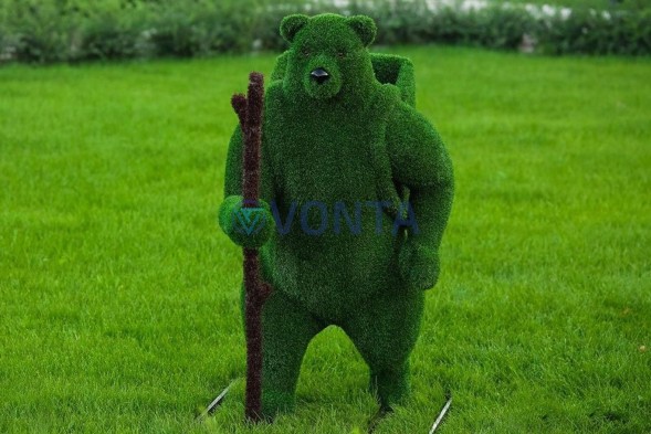 Топиари медведь с кашпо, турист — газон Eco