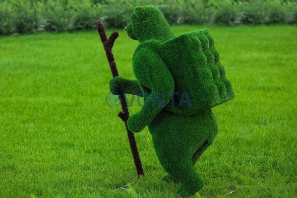 Топиари медведь с кашпо, турист — газон Eco