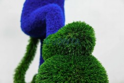 Топиари мышонок Перчик с пистолетом — газон Deluxe + Eco+