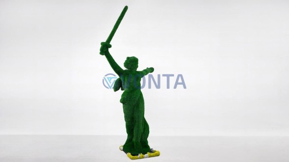 Топиари статуя РОДИНА МАТЬ, h=300см – газон Есо